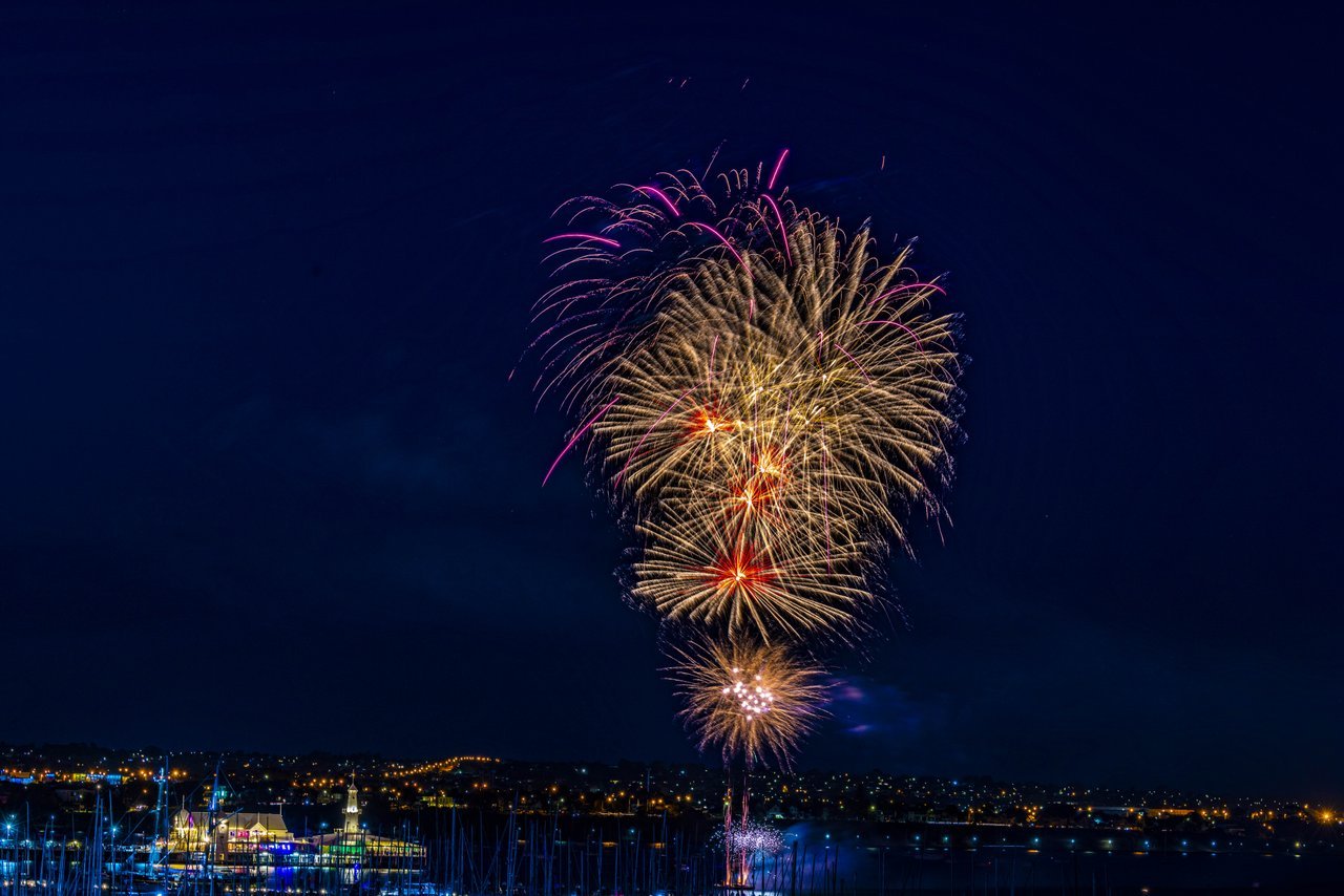 New Year's Eve fireworks at Geelong waterfront.